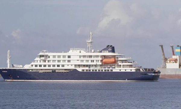 Ισπανία: Ακόμη ένα κρούσμα χανταϊού ανάμεσα στους 14 επιβάτες του κρουραζιερόπλοιου που ήταν σε καραντίνα