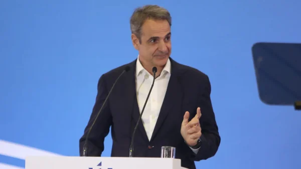Μητσοτάκης: Μην περιμένετε την προεκλογική περίοδο -Ανάβουμε τις μηχανές εδώ στην καρδιά της Μακεδονίας