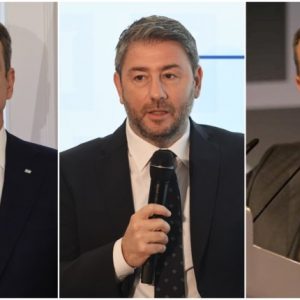 Βγαίνουν τα μαχαίρια για τις ανακοινώσεις στη ΔΕΘ - Στο στόχαστρο της κυβέρνησης και του ΠΑΣΟΚ ο Αλέξης Τσίπρας