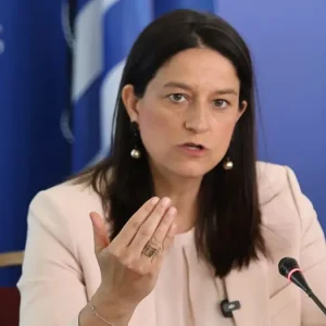 Κεραμέως: Η Κοινωνική Συμφωνία για τις ΣΣΕ φέρνει καλύτερους μισθούς για πάνω από 400.000 εργαζόμενους