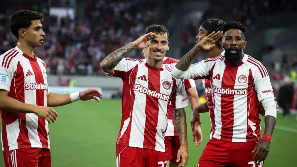 Ολυμπιακός – Παναθηναϊκός 1-0: Ο Ροντινέι λύτρωσε τους Πειραιώτες και τους έφερε «αγκαλιά» με το Champions League