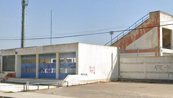 Νεαρός άνδρας βρέθηκε νεκρός στο στάδιο του Ορχομενού