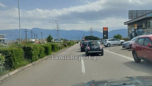 Λαμία: Μεγάλη ταλαιπωρία με ουρές χιλιομέτρων περιμετρικά της πόλης λόγω του ποδηλατικού αγώνα