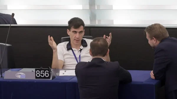 Ο Φειδίας Παναγιώτου μένει στο Ευρωκοινοβούλιο μετά την είσοδο του κόμματός του στη Βουλή