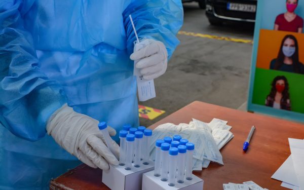 Ογκογόνοι ιοί εντοπίστηκαν για πρώτη φορά σε λύματα – Με ποιους καρκίνους σχετίζονται