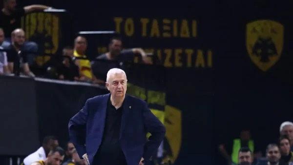 Σάκοτα μετά το ΑΕΚ – Ολυμπιακός: «Θα δούμε σε ποιο πόστο θα συνεχίσω»