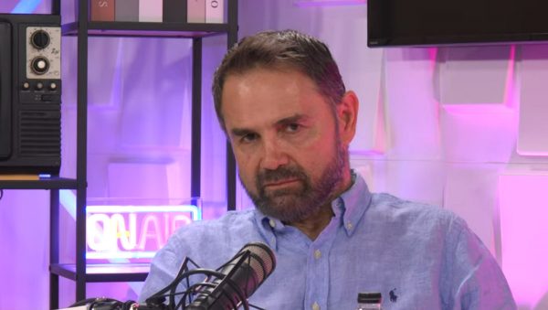 Ο Σταύρος Μπαλάσκας ραγίζει καρδιές: «Η αδερφή μου είχε λευχαιμία, τα παιδικά μου χρόνια ήταν σ@@@@α»