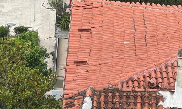Επικίνδυνη η στέγη στο Δημοτικό Ωδείο Λαμίας