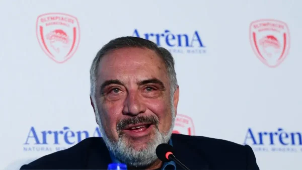 Τσάκος για φιλικό μεταξύ Ολυμπιακού και Νιού Γιορκ Νικς: Συζητάμε για ματς στα εγκαίνια του νέου ΣΕΦ ή στο Madison Square Garden