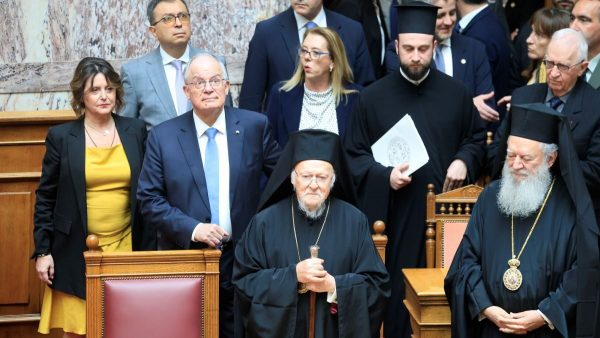 Βουλή: Live η ομιλία του Οικουμενικού Πατριάρχη Βαρθολομαίου στην Ολομέλεια