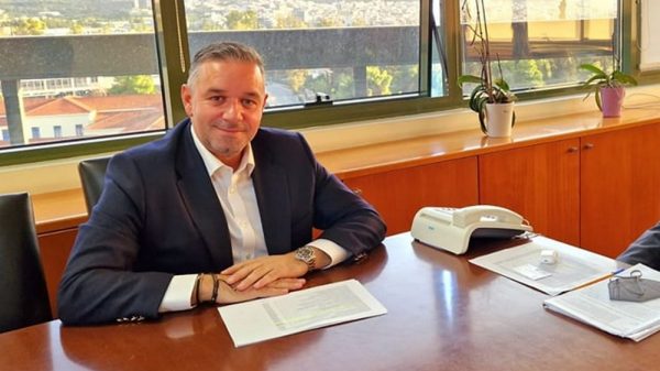 Το ευχαριστώ και το ανθρώπινο μήνυμα του Θέμη Χειμάρα μετά την περιπέτεια της υγείας του