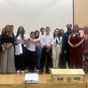 Με επιτυχία πραγματοποιήθηκε η ετήσια γιορτή του Γυμνασίου Δομοκού