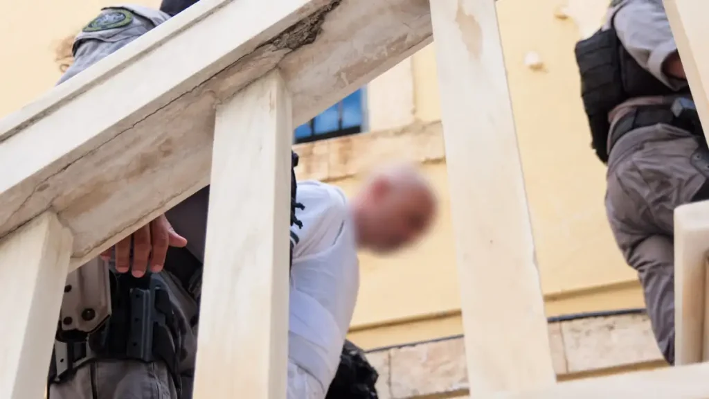 Σταυρούλα Λεβεντάκη: Στα δικαστήρια Χανίων ο 43χρονος για τη δολοφονία της – «Κάθαρμα, δολοφόνε», του φώναζαν συγγενείς της