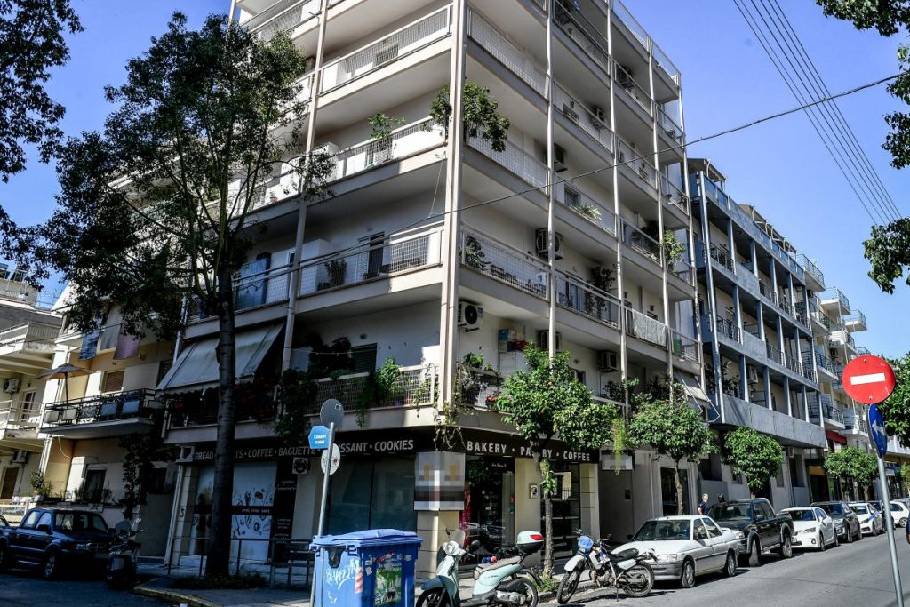 Οι απίστευτες δικαιολογίες του γυναικοκτόνου της Καλαμάτας: Είπε ότι καβγάδιζαν πολλές ώρες και κάποια στιγμή «θόλωσε»
