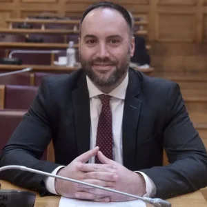 Ο Μίλτος Χατζηγιαννάκης Γραμματέας του Εθνικού Συμβουλίου της ΕΛ.Α.Σ.