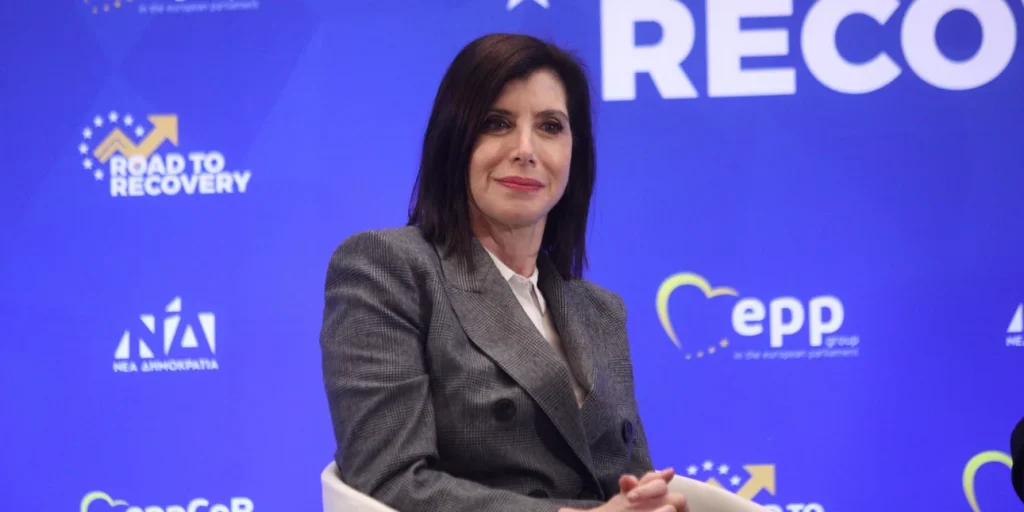 Ένοχη η Άννα Μισέλ Ασημακοπούλου για τη διαρροή των email των αποδήμων