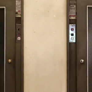 Ασανσέρ: Ποιοι κινδυνεύουν με πρόστιμο έως 5.000 ευρώ - Η ημερομηνία κλειδί για την απογραφή