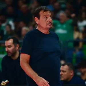 Αταμάν: «Αν μας επιτραπεί να παίξουμε σύμφωνα με τους κανόνες του μπάσκετ, θα είμαστε πρωταθλητές»