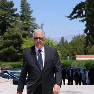 Δημήτρης Αβραμόπουλος: Στη Βουλή η δικογραφία για το Qatargate – Ελέγχεται για εγκληματική οργάνωση, διαφθορά και ξέπλυμα χρήματος