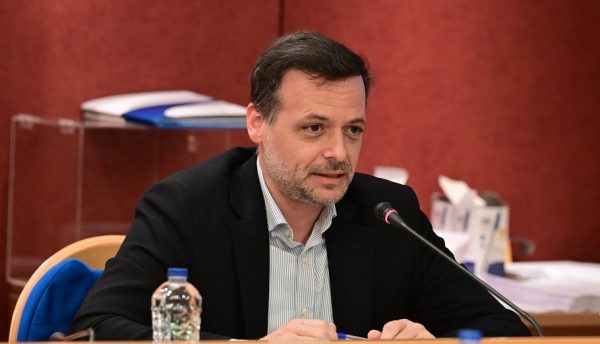 Νέες δηλώσεις Χάρη Δούκα: Σεβασμός στην αυτόνομη πορεία του ΠΑΣΟΚ, αλλά να ανοίξουν δίαυλοι επικοινωνίας με Τσίπρα