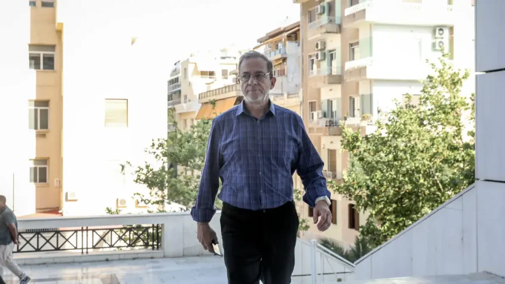 Ο Δημήτρης Λιγνάδης έφτασε στο Εφετείο: Δικάζεται εκ νέου για τρεις βιασμούς ανήλικων αγοριών