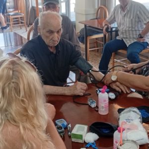 Δράση μέτρησης ζωτικών σημείων στα μέλη των ΚΑΠΗ του Δήμου Λοκρών