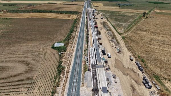 Διακοπή κυκλοφορίας στη γραμμή Λιανοκλάδι - Λάρισα προκειμένου να ολοκληρωθεί η αποκατάσταση των ζημιών από τις θεομηνίες