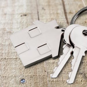 Ενοικιάζεται επιπλωμένη και πλήρως εξοπλισμένη οικία κοντά στο Πανεπιστήμιο