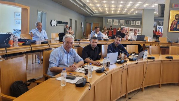 Ενωτική Περιφερειακή Κίνηση: Η Στερεά ζητεί όρια, διαφάνεια και σεβασμό