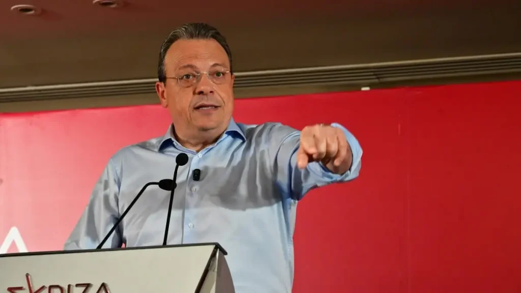 ΣΥΡΙΖΑ: Εγκρίθηκε με μεγάλη πλειοψηφία η πρόταση Φάμελλου για συμπόρευση με το κόμμα Τσίπρα