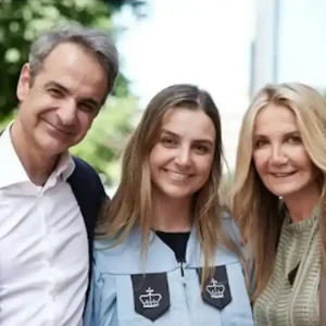 Η Μαρέβα Γκραμπόφσκι εύχεται στη Σοφία Μητσοτάκη για τα γενέθλιά της: «Χρόνια πολλά στο φως της ζωής μου»