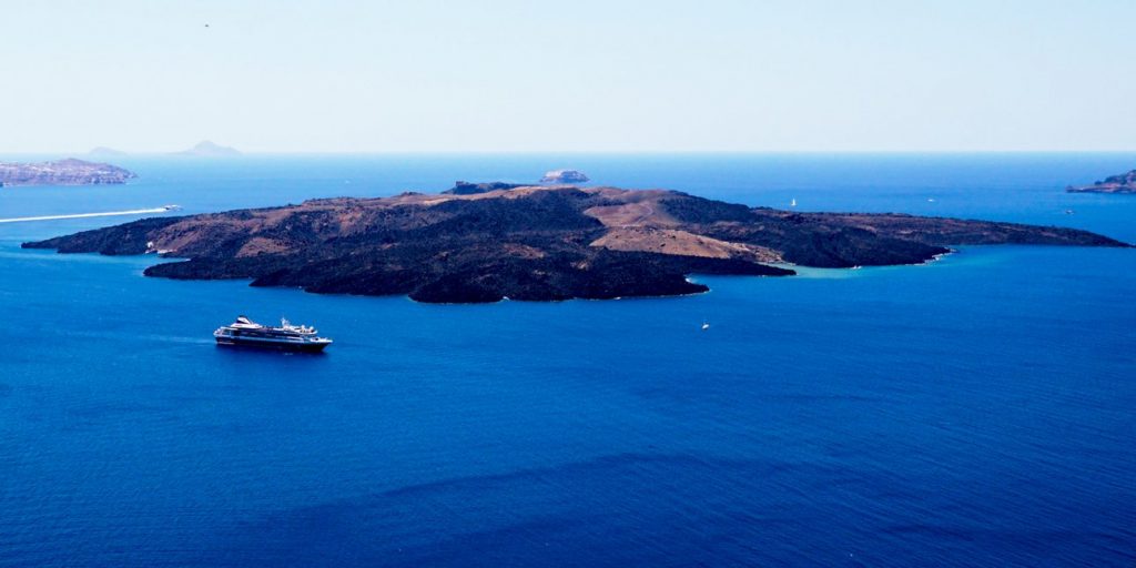 Η ανακάλυψη κάτω από την υποθαλάσσια ζώνη της Σαντορίνης που αλλάζει όσα γνωρίζαμε για το ηφαίστειο Κολούμπο