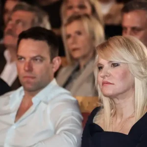 Στην αντεπίθεση ο Κασσελάκης: Εγώ ζήτησα από την Τζάκρη να παραιτηθεί – Το κόμμα κινείται στο φιλελεύθερο κέντρο