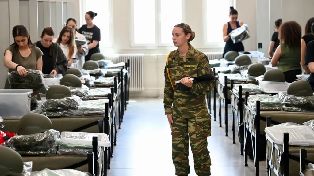 Οι πρώτες γυναίκες στον στρατό παρουσιάστηκαν στη Λαμία (ΒΙΝΤΕΟ-ΦΩΤΟ)