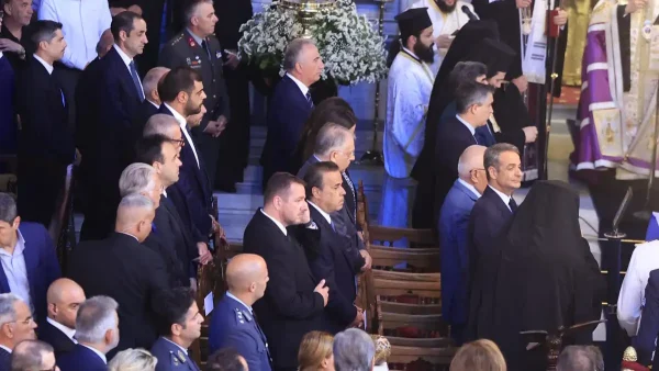 Κηδεία Νίκου Ταγαρά: Στην Κόρινθο το τελευταίο «αντίο» στον υφυπουργό Περιβάλλοντος