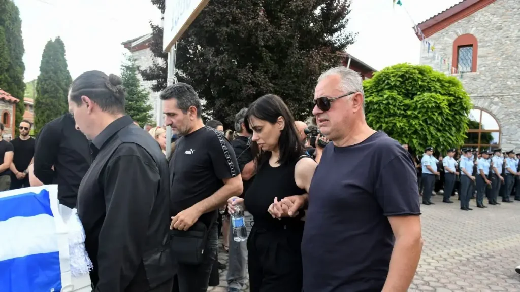 Γυναικοκτονία στη Δράμα: Συγκλονίζει η αδελφή της 45χρονης – «Η σιωπή σκοτώνει και η κακοποίηση δεν είναι ιδιωτική υπόθεση»