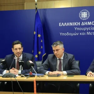 Ανέλαβαν τα καθήκοντά τους οι νέοι υπουργοί και υφυπουργοί, δείτε φωτογραφίες μετά την ορκωμοσία