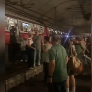 Κωνσταντινούπολη: Εκτροχιάστηκε συρμός του μετρό – Πληροφορίες για τραυματίες