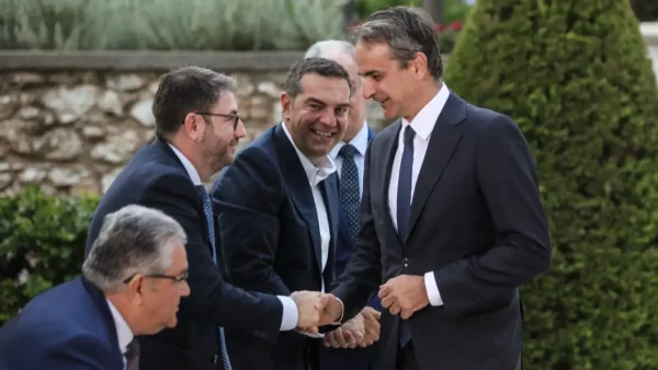 Δημοσκόπηση Opinion Poll: Πρώτη η ΝΔ με 30,5%, δεύτερος ο Τσίπρας με 15,5%, τρίτη η Καρυστιανού με 12,6%, στο 10,5% το ΠΑΣΟΚ