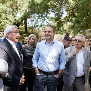 Στη Ρόδο ο Μητσοτάκης: Αναβαθμίζεται το λιμάνι του νησιού - Νέο νοσοκομείο στην Κω εξήγγειλε ο πρωθυπουργός