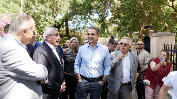 Στη Ρόδο ο Μητσοτάκης: Αναβαθμίζεται το λιμάνι του νησιού - Νέο νοσοκομείο στην Κω εξήγγειλε ο πρωθυπουργός