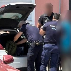 Λάρισα: 26χρονος βγήκε γυμνός στο δρόμο