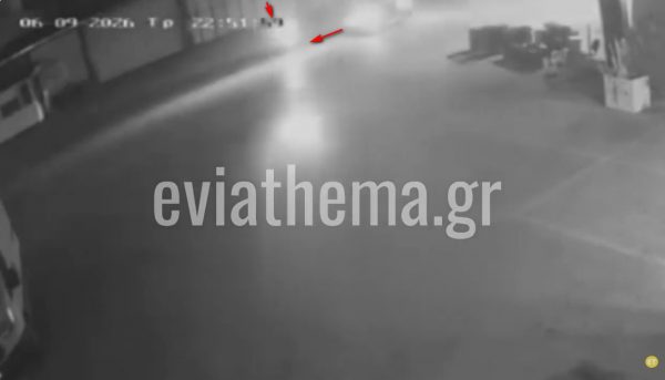 Βίντεο από σύγκρουση μηχανής με ΙΧ στη Λιανή Άμμο Χαλκίδας