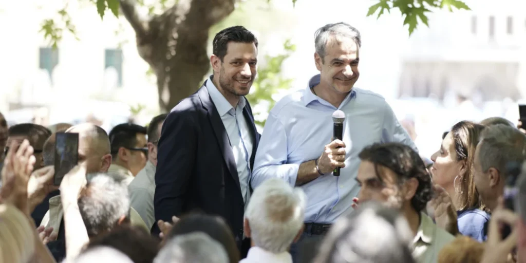 Η κυβέρνηση σχεδιάζει νέες μειώσεις φόρων και εισφορών ενόψει ΔΕΘ - Στο τραπέζι πακέτο 1 δισ.