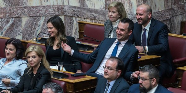 Διαλύεται η ΚΟ της Νέας Αριστεράς - Μαζική αποχώρηση 7 βουλευτών και 143 στελεχών, υπογράφουν επιστολή