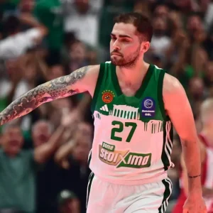 Παναθηναϊκός – Ολυμπιακός 93-86: Οι πράσινοι πήραν το θρίλερ στη 2η παράταση και η κατάκτηση του πρωταθλήματος θα κριθεί στο ΣΕΦ