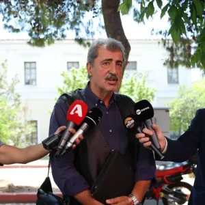 Ετοιμοπόλεμος ο Πολάκης στην ΠΓ του ΣΥΡΙΖΑ: Έχουν συγκεντρωθεί οι υπογραφές που θα επιβάλλουν τη συνεδρίαση της ΚΕ