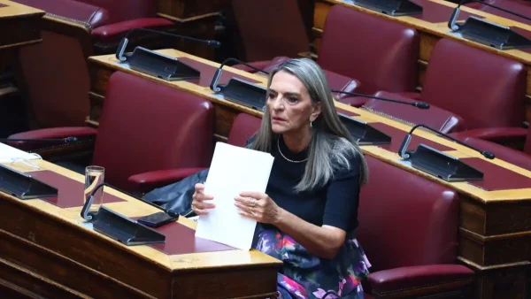 Ανακατατάξεις και στη Βουλή μετά τη διάλυση της ΚΟ της Νέας Αριστεράς, δεύτερη δύναμη οι ανεξάρτητοι με 39 βουλευτές – Έρχεται η σειρά του ΣΥΡΙΖΑ
