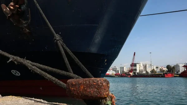 Μυτιλήνη: Καβοδέτης τραυματίστηκε λίγο πριν τον απόπλου του «Νήσος Ρόδος» – Καθυστερήσεις στο δρομολόγιο