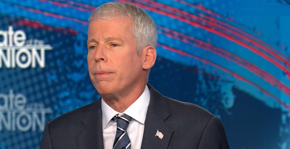 Politico: Ο Αμερικανός υπουργός ενέργειας υποβαθμίζει τον θανατηφόρο καύσωνα στην Ευρώπη – «Περισσότεροι πεθαίνουν τον χειμώνα»